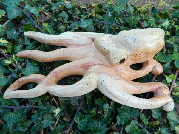 Wooden Octopus Carving - Hand Made 20cm Swimming